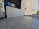 Investment apartment for sale in Umm Al-Summaq 135m 
