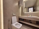 Investment apartment for sale in Umm Al-Summaq 135m 