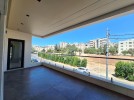 شقة طابق اول للبيع في دير غبار بمساحة بناء 300م