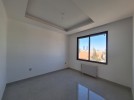 Suspended ground floor apartment for sale in the 7th Circle158m 