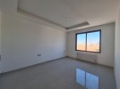 Suspended ground floor apartment for sale in the 7th Circle158m 