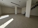 Duplex apartment with terrace for sale in Rujm Omaish, area of 390m