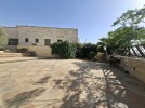 فيلا مستقلة للبيع في طريق المطار بمساحة ارض 719م
