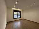 Duplex last floor with roof and terrace for sale in Umm Uthaina 260m