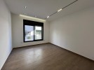 Duplex last floor with roof and terrace for sale in Umm Uthaina 260m