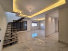 Duplex last floor with roof for sale in Fourth Circle 280m