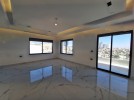 Duplex last floor with roof for sale in Fourth Circle 280m