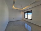 Duplex last floor with roof for sale in Fourth Circle 280m