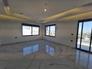 Duplex last floor with roof for sale in Fourth Circle 280m