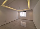Ground floor with a terrace for sale in the Fourth Circle 235m
