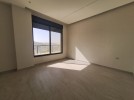 Roof with terrace for sale in Abdoun 444m