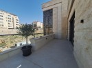 Roof with terrace for sale in Abdoun 444m
