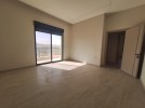 Ground floor apartment with private garage for sale in Abdoun 211m