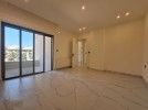 Ground floor apartment with terrace for sale in Khalda 210m
