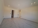 Ground floor apartment with terrace for sale in Khalda 210m