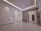 Ground floor apartment with terrace for sale in Khalda 210m
