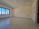 Ground floor apartment with terrace for sale in Khalda 210m