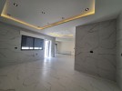 Flat apartment with garden for sale in Khalda 285m