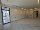 Duplex last floor with a roof and terrace for sale in Khalda 245m