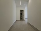 First floor for sale in Hjar Al-Nawabelseh, area of 210m