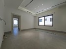 First floor for sale in Hjar Al-Nawabelseh, area of 210m