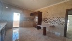 عمارة سكنية للبيع في الكرسي مكونة من 4 شقق طابقية