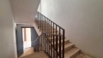 عمارة سكنية للبيع في الكرسي مكونة من 4 شقق طابقية