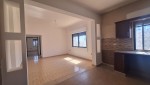 عمارة استثمارية للبيع في شارع مكة