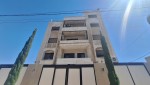 عمارة استثمارية للبيع في شارع مكة