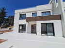 Attached villa for sale in Al Salt with a building area of 500 m