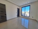 Flat roof apartment with terrace for sale in Abdoun