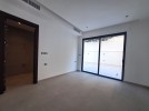 Ground floor apartment with garden for sale in Fourth Circle 230m 