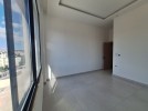 Duplex apartment with roof and terrace for sale in Khalda 254m